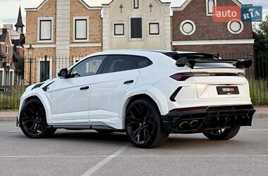 Внедорожник / Кроссовер Lamborghini Urus 2022 в 