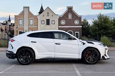 Внедорожник / Кроссовер Lamborghini Urus 2022 в 