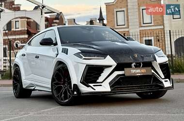 Внедорожник / Кроссовер Lamborghini Urus 2022 в 