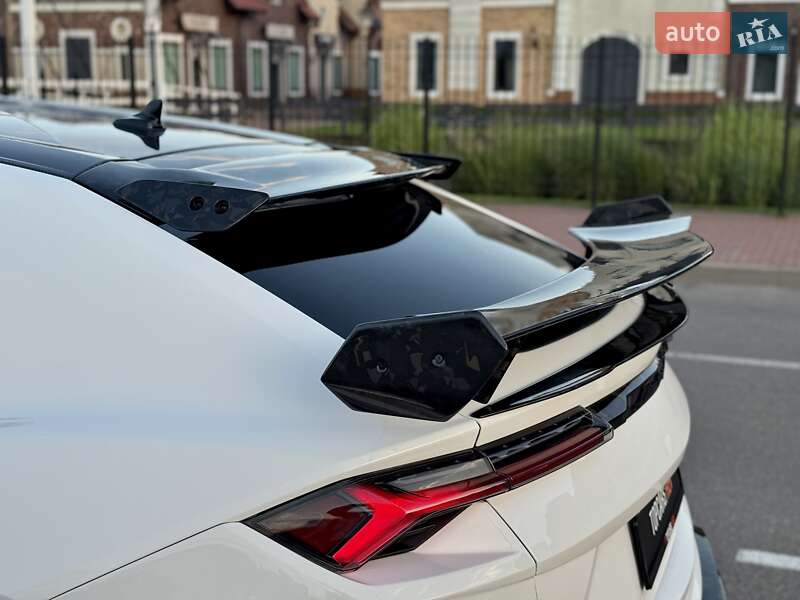 Внедорожник / Кроссовер Lamborghini Urus 2022 в Киеве