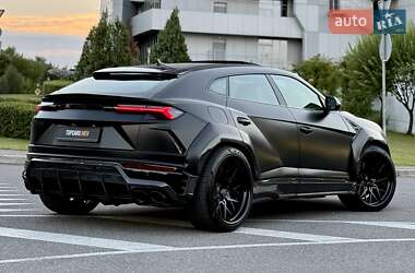 Внедорожник / Кроссовер Lamborghini Urus 2021 в 