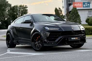 Внедорожник / Кроссовер Lamborghini Urus 2021 в 