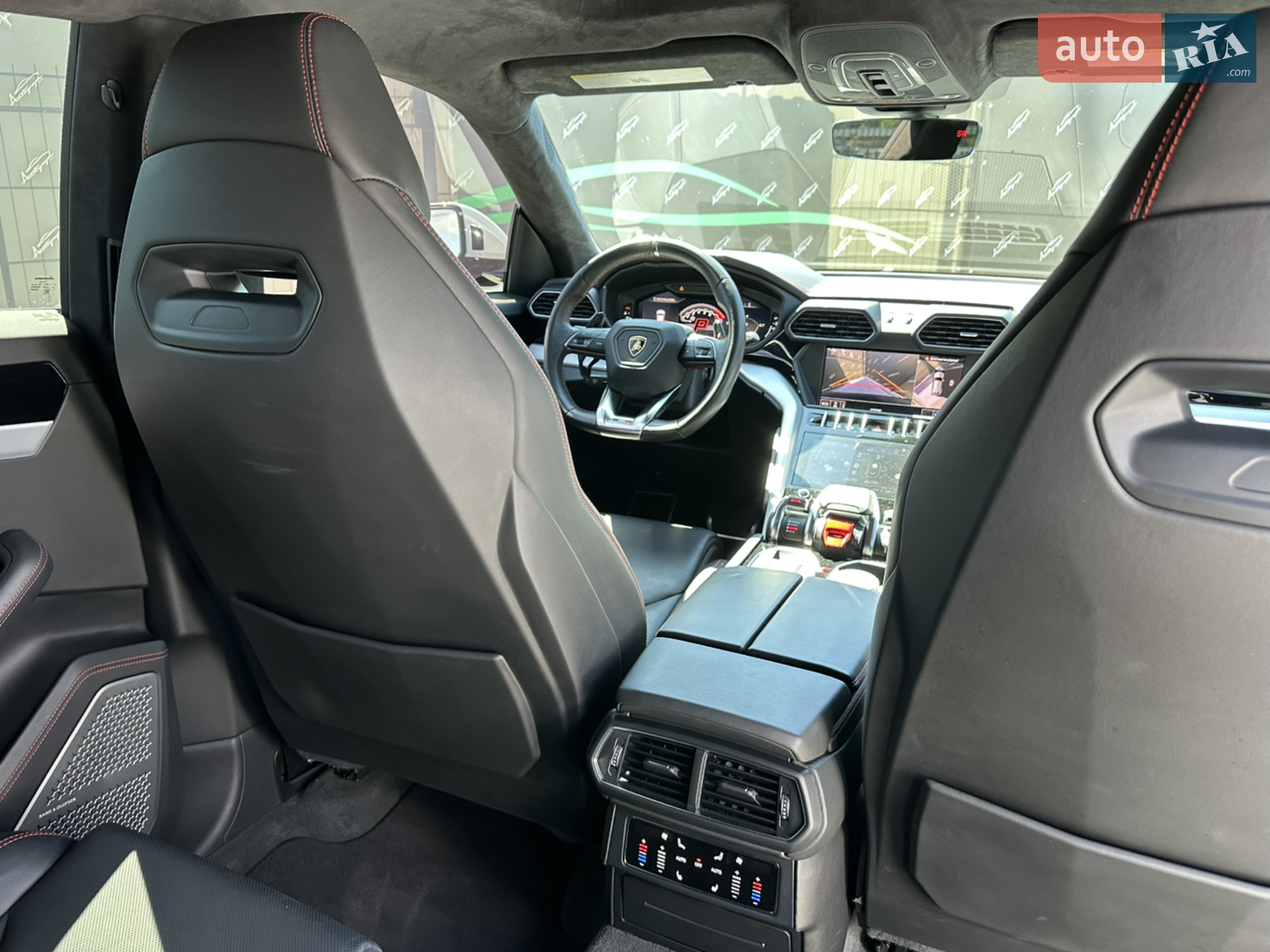 2019 Lamborghini Urus Concept - мініатюра 36