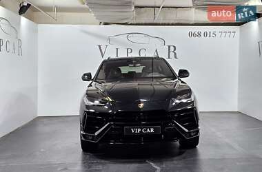 Внедорожник / Кроссовер Lamborghini Urus 2024 в 