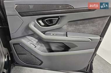 Внедорожник / Кроссовер Lamborghini Urus 2024 в 