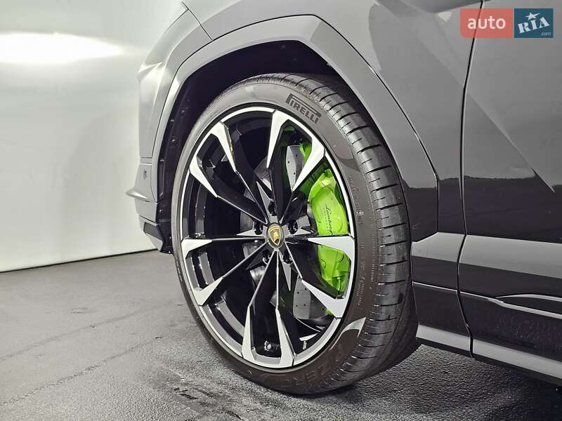 Внедорожник / Кроссовер Lamborghini Urus 2024 в Киеве