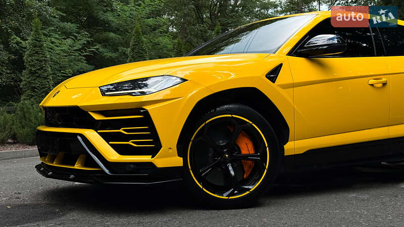 Внедорожник / Кроссовер Lamborghini Urus 2019 в Киеве