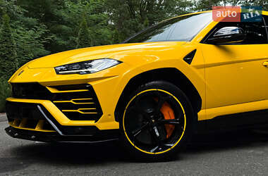 Внедорожник / Кроссовер Lamborghini Urus 2019 в 