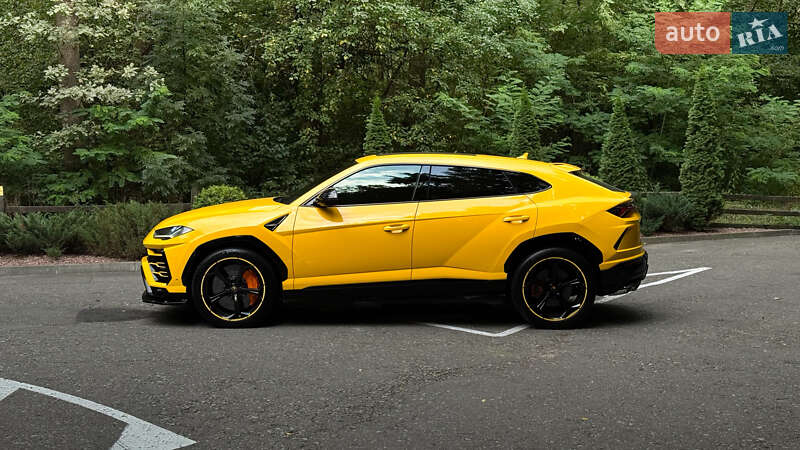 Внедорожник / Кроссовер Lamborghini Urus 2019 в Киеве