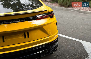 Внедорожник / Кроссовер Lamborghini Urus 2019 в 