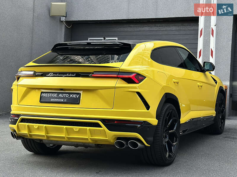 Внедорожник / Кроссовер Lamborghini Urus 2019 в Киеве