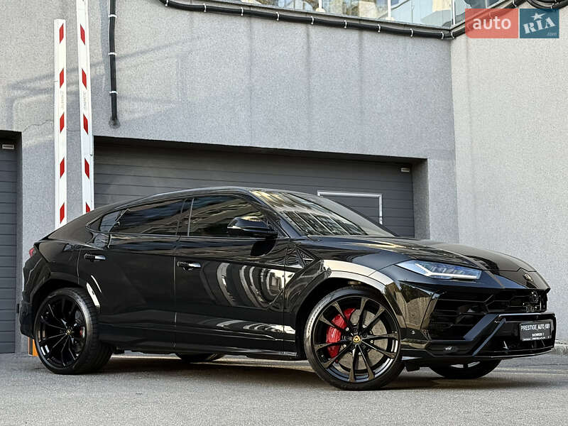 Позашляховик / Кросовер Lamborghini Urus 2020 в Києві