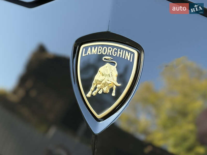 Позашляховик / Кросовер Lamborghini Urus 2020 в Києві