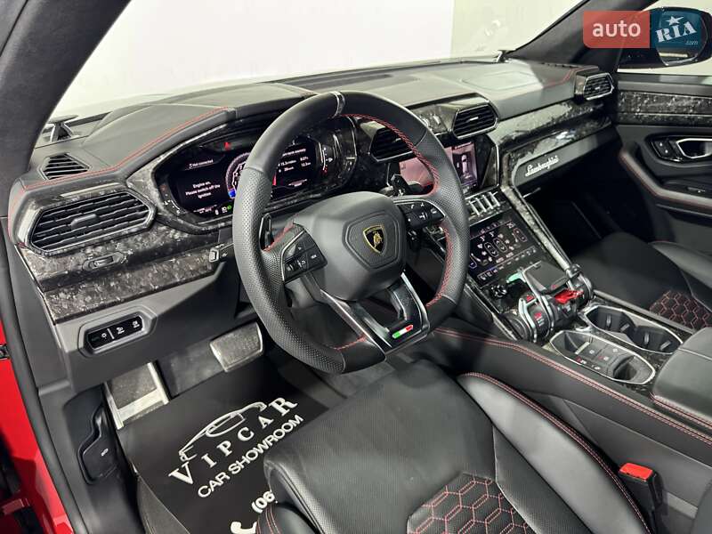 Внедорожник / Кроссовер Lamborghini Urus 2021 в Киеве