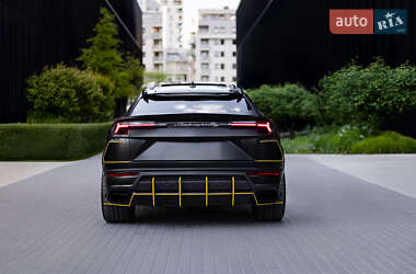 Внедорожник / Кроссовер Lamborghini Urus 2020 в 