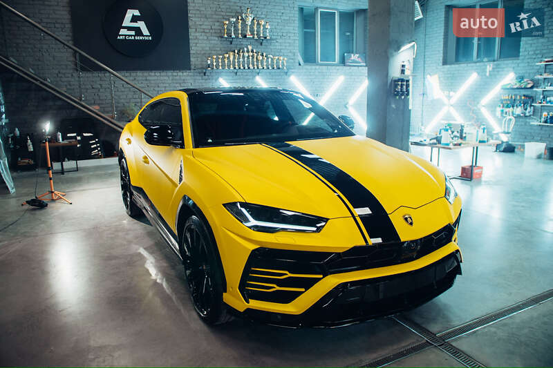 Внедорожник / Кроссовер Lamborghini Urus 2021 в Киеве