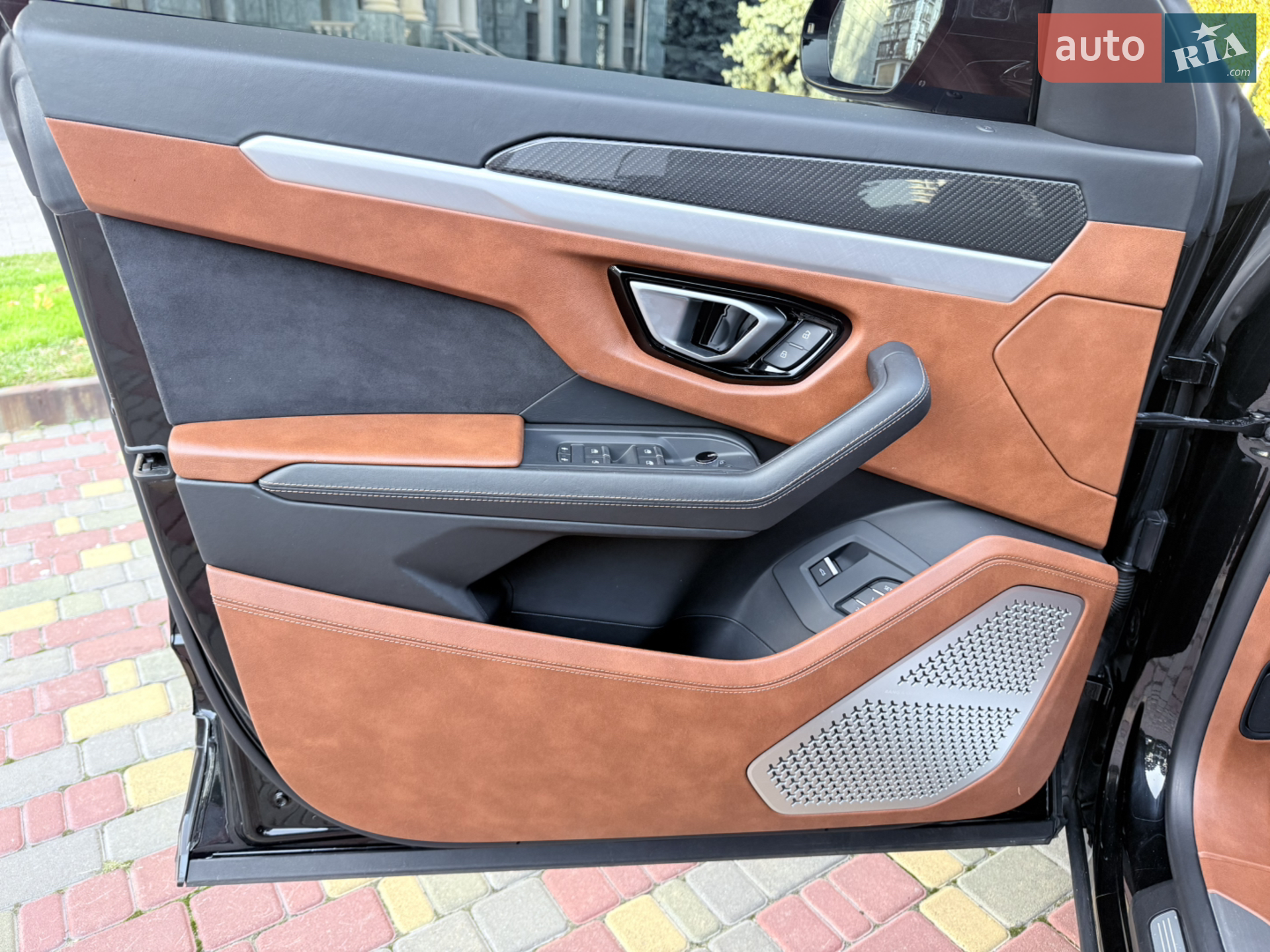 2020 Lamborghini Urus Concept - мініатюра 19