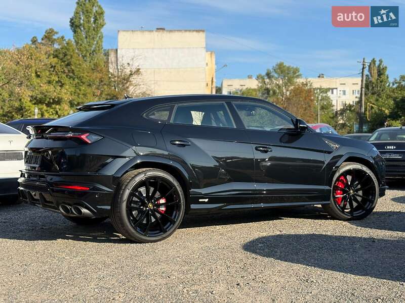 Внедорожник / Кроссовер Lamborghini Urus 2024 в Одессе