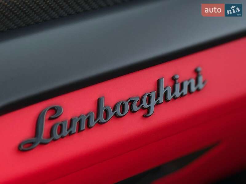 Внедорожник / Кроссовер Lamborghini Urus 2024 в Одессе