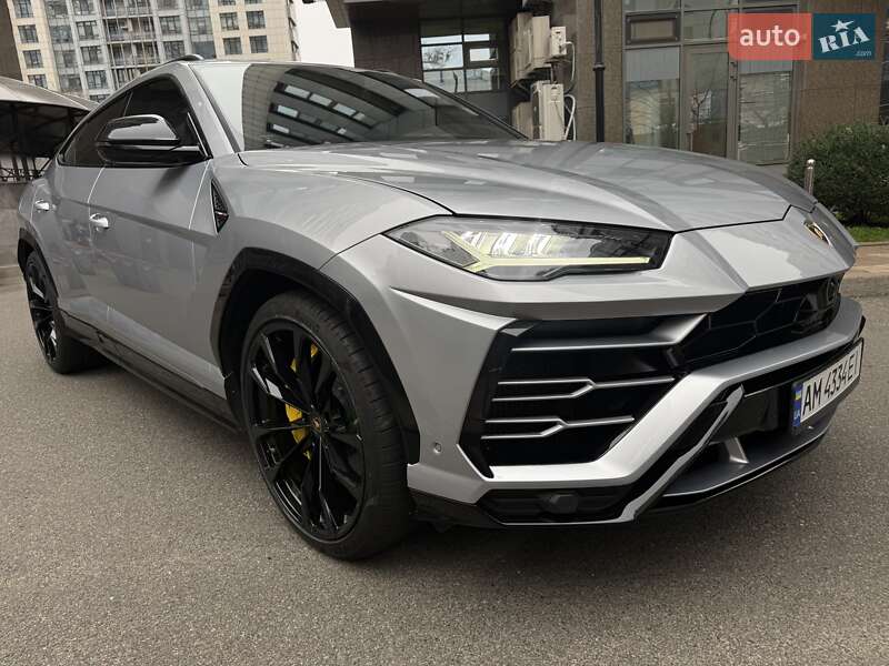Позашляховик / Кросовер Lamborghini Urus 2020 в Києві фото 5 Позашляховик / Кросовер Lamborghini Urus 2020 в Києві