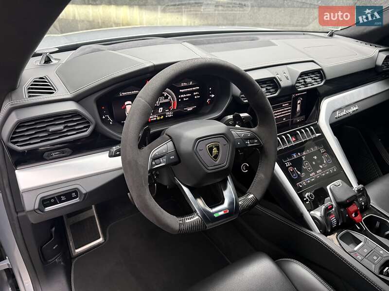 Позашляховик / Кросовер Lamborghini Urus 2020 в Києві фото 17 Позашляховик / Кросовер Lamborghini Urus 2020 в Києві