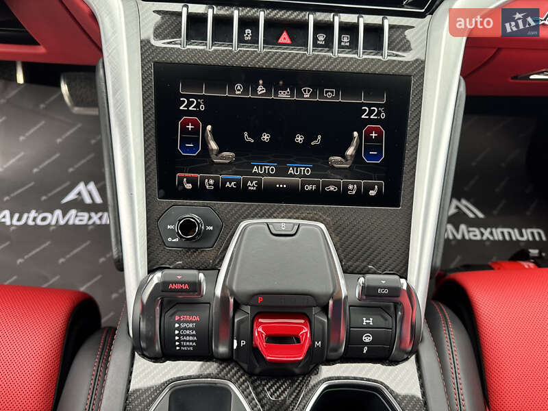 Внедорожник / Кроссовер Lamborghini Urus 2020 в Киеве