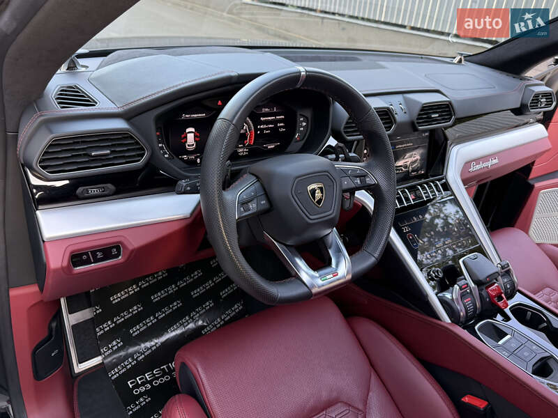 Внедорожник / Кроссовер Lamborghini Urus 2020 в Киеве