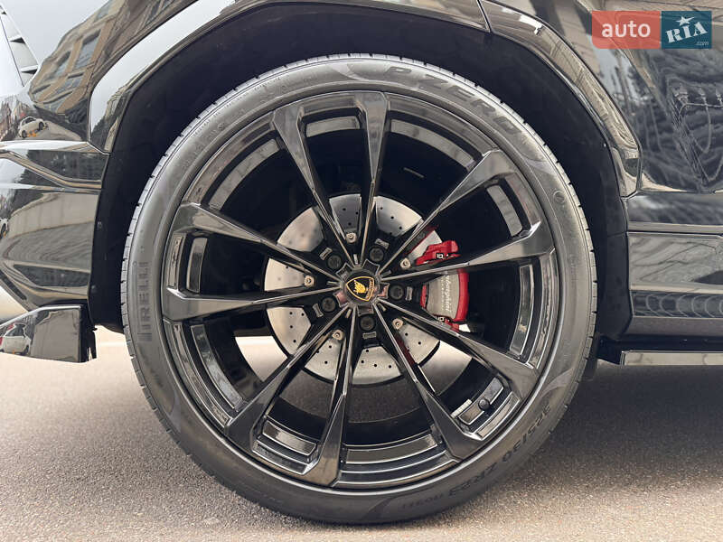 Позашляховик / Кросовер Lamborghini Urus 2022 в Києві