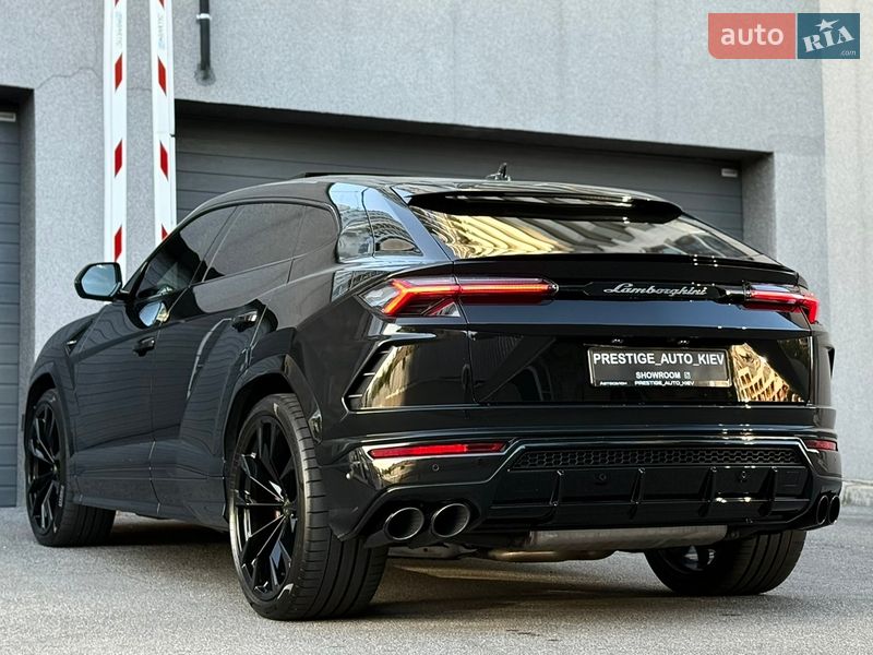 Позашляховик / Кросовер Lamborghini Urus 2020 в Києві