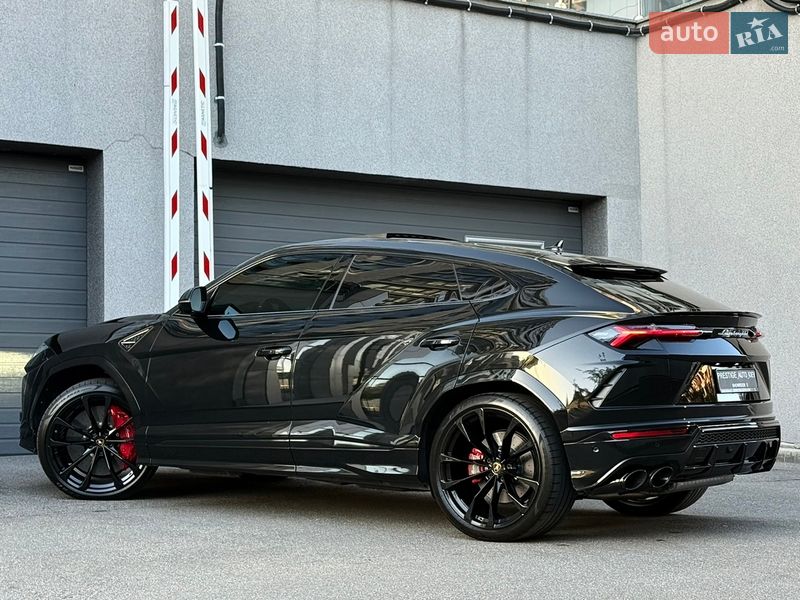 Позашляховик / Кросовер Lamborghini Urus 2020 в Києві