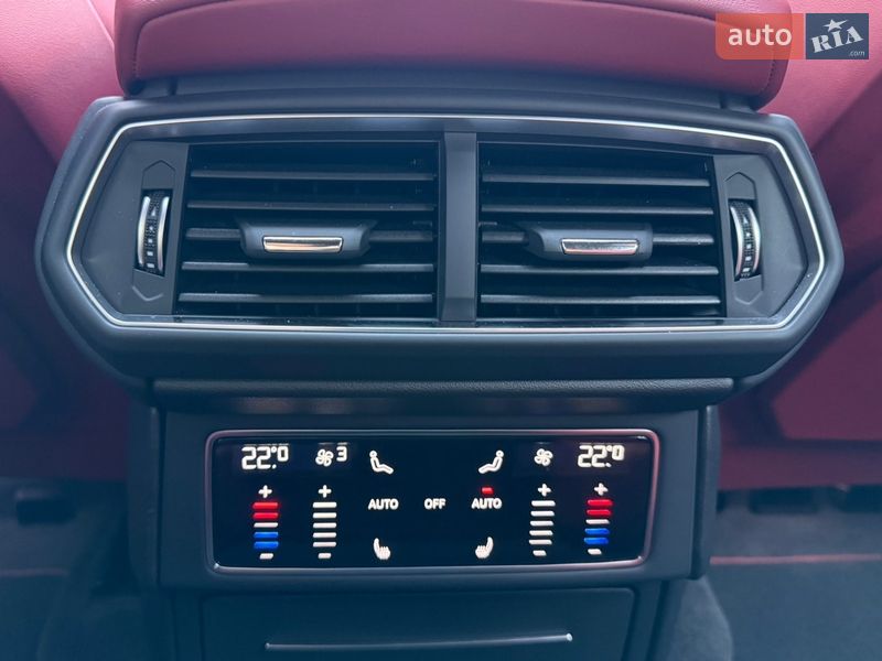 Позашляховик / Кросовер Lamborghini Urus 2020 в Києві