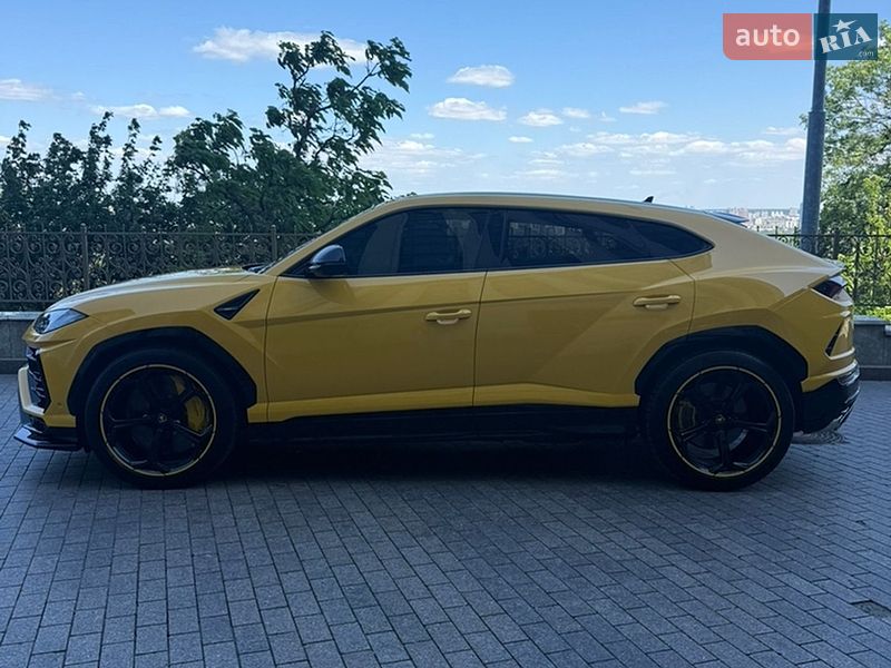 Внедорожник / Кроссовер Lamborghini Urus 2019 в Киеве