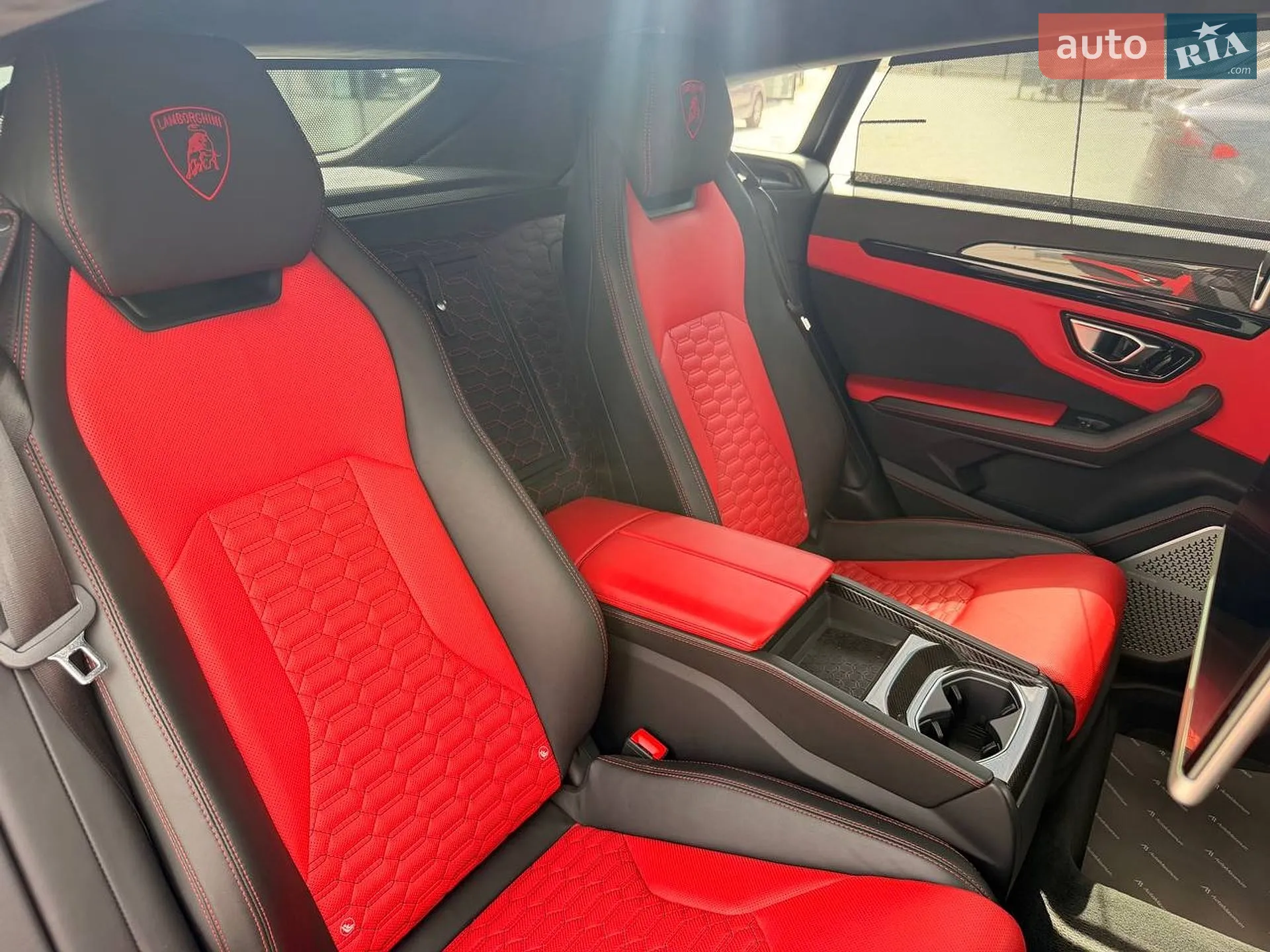 2020 Lamborghini Urus Concept - мініатюра 43