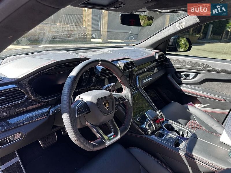 Внедорожник / Кроссовер Lamborghini Urus 2021 в Киеве