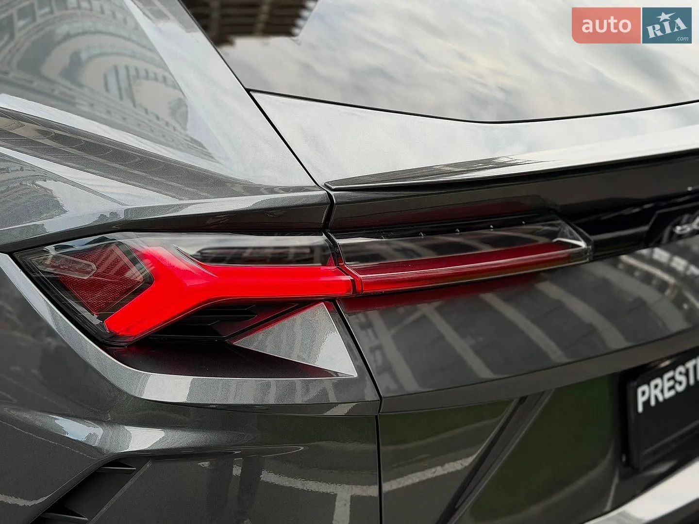 2019 Lamborghini Urus Concept - мініатюра 39