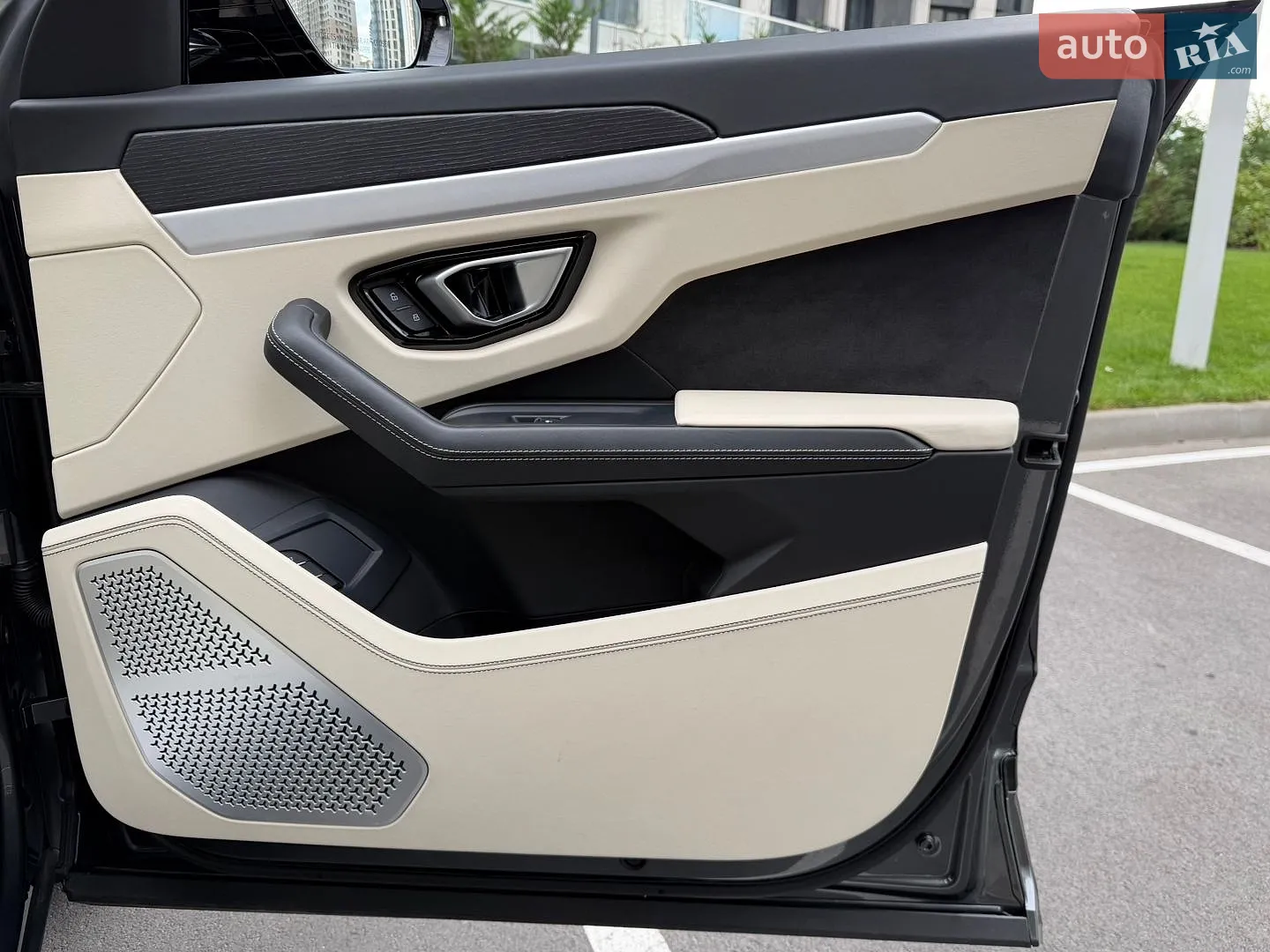 2019 Lamborghini Urus Concept - мініатюра 58