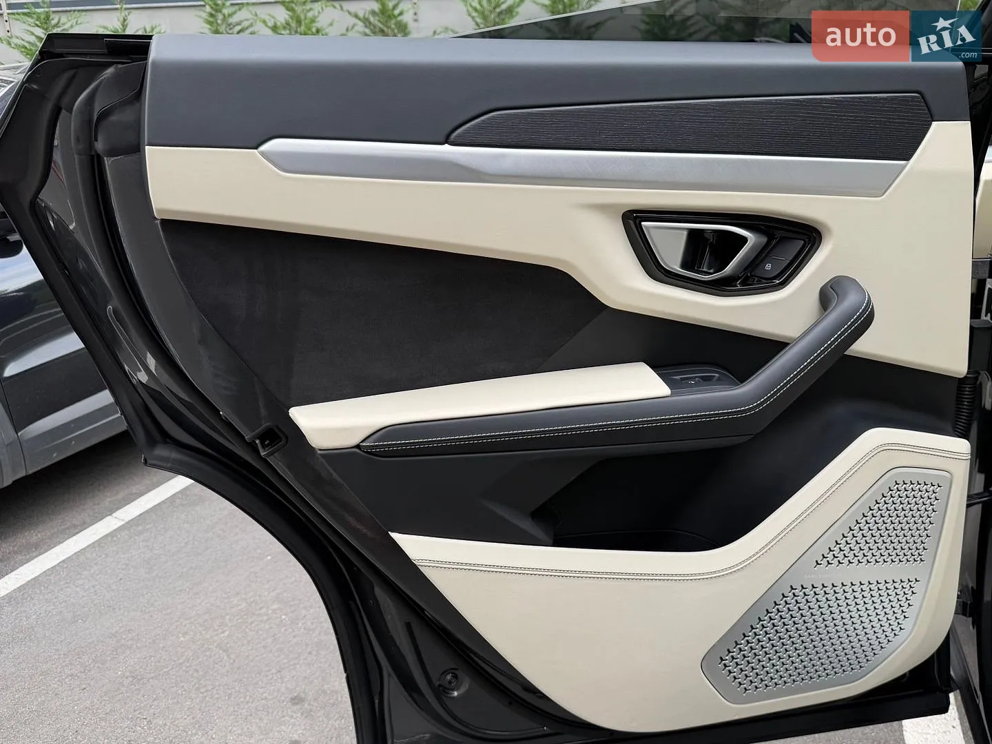 2019 Lamborghini Urus Concept - мініатюра 61