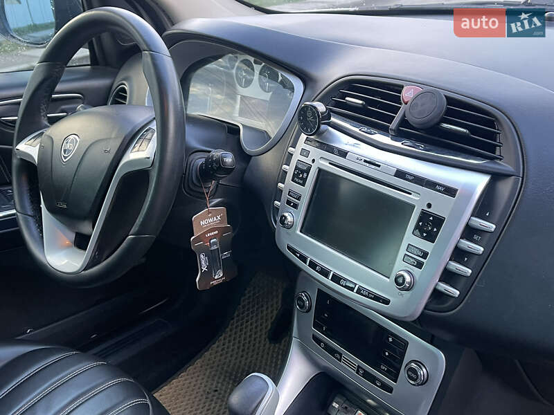 Хетчбек Lancia Delta 2010 в Львові