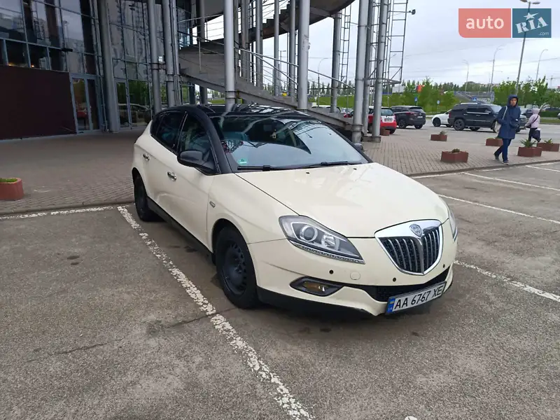 Lancia Delta 2009