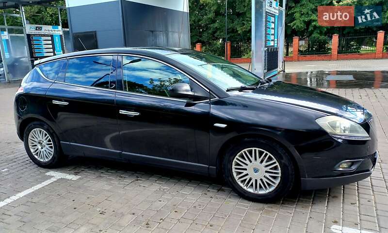 Хэтчбек Lancia Delta 2008 в Луцке