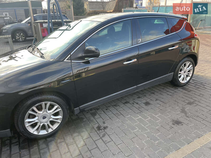 Хэтчбек Lancia Delta 2009 в Киеве