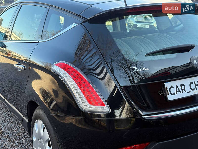 Хэтчбек Lancia Delta 2008 в Стрые