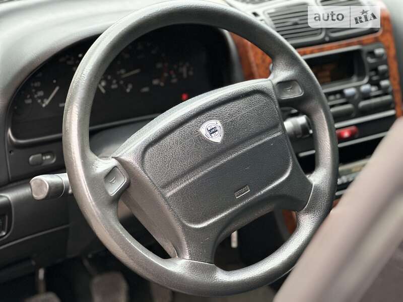 Седан Lancia Kappa 1995 в Тернополі