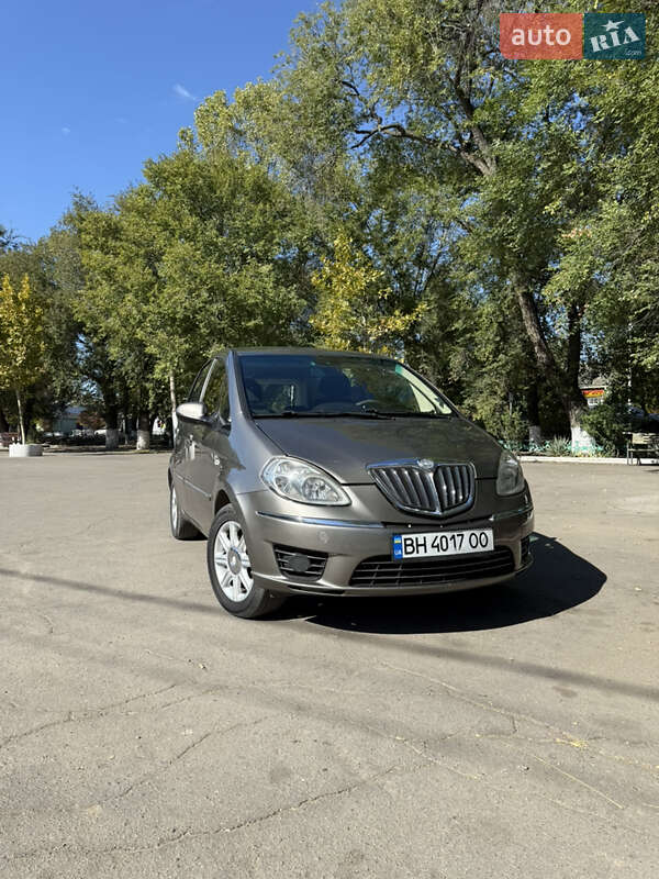 Микровэн Lancia Musa 2010 в Одессе