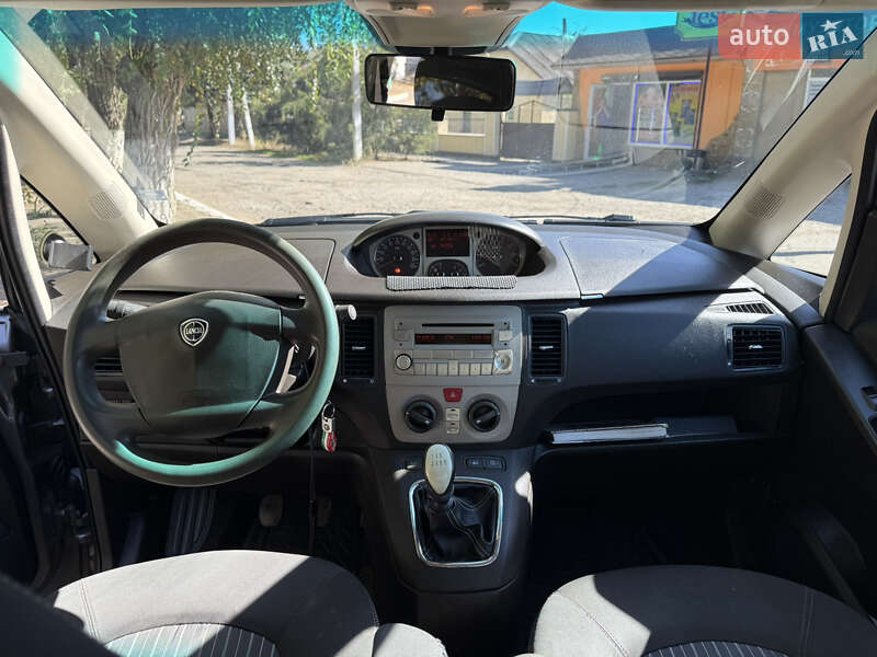 Микровэн Lancia Musa 2010 в Одессе