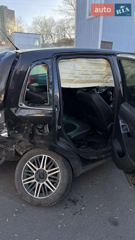 Мікровен Lancia Musa 2012 в Києві