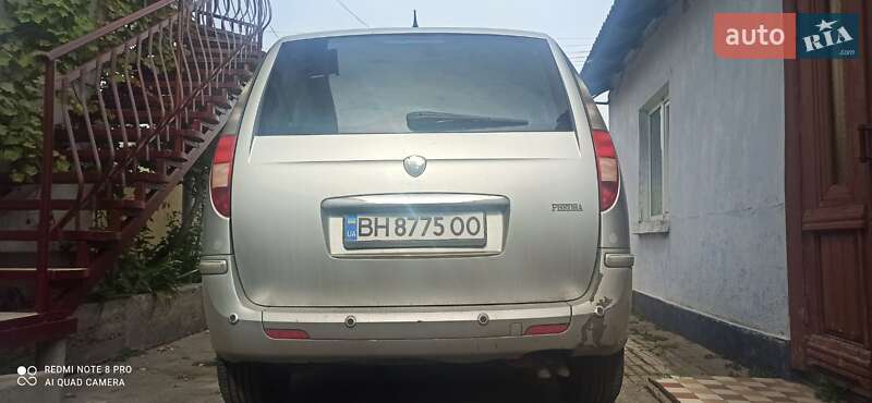 Lancia Phedra 2004