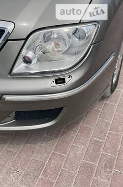 Минивэн Lancia Phedra 2008 в 