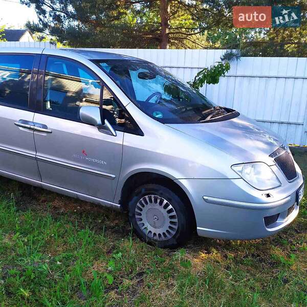 Минивэн Lancia Phedra 2004 в Кременчуге