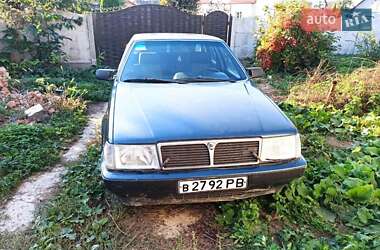 Седан Lancia Thema 1988 в 